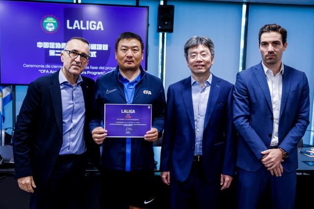 1761004838659081044.jpg _AMC6731.jpg