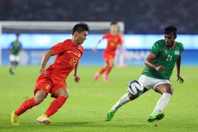 开云体育下载-亚运队险被最弱队爆冷 低迷表现让主帅球迷都忧心