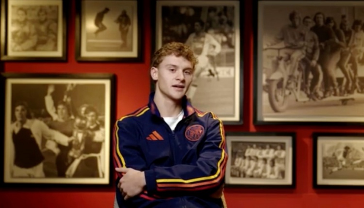 开云APP-小伊布：我喜欢阿贾克斯的足球哲学，我想在这里书写自己的故事