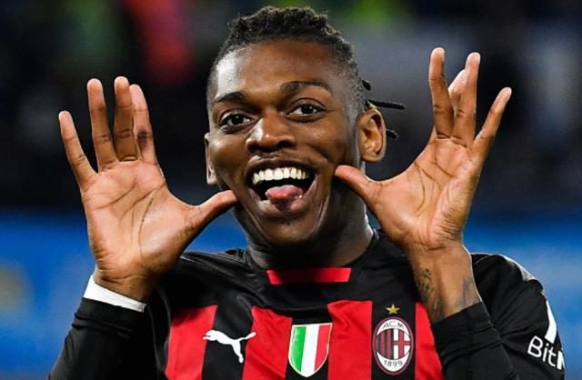 开云体育下载-税后年薪700万欧 莱昂续约一事欧冠半决赛前官宣