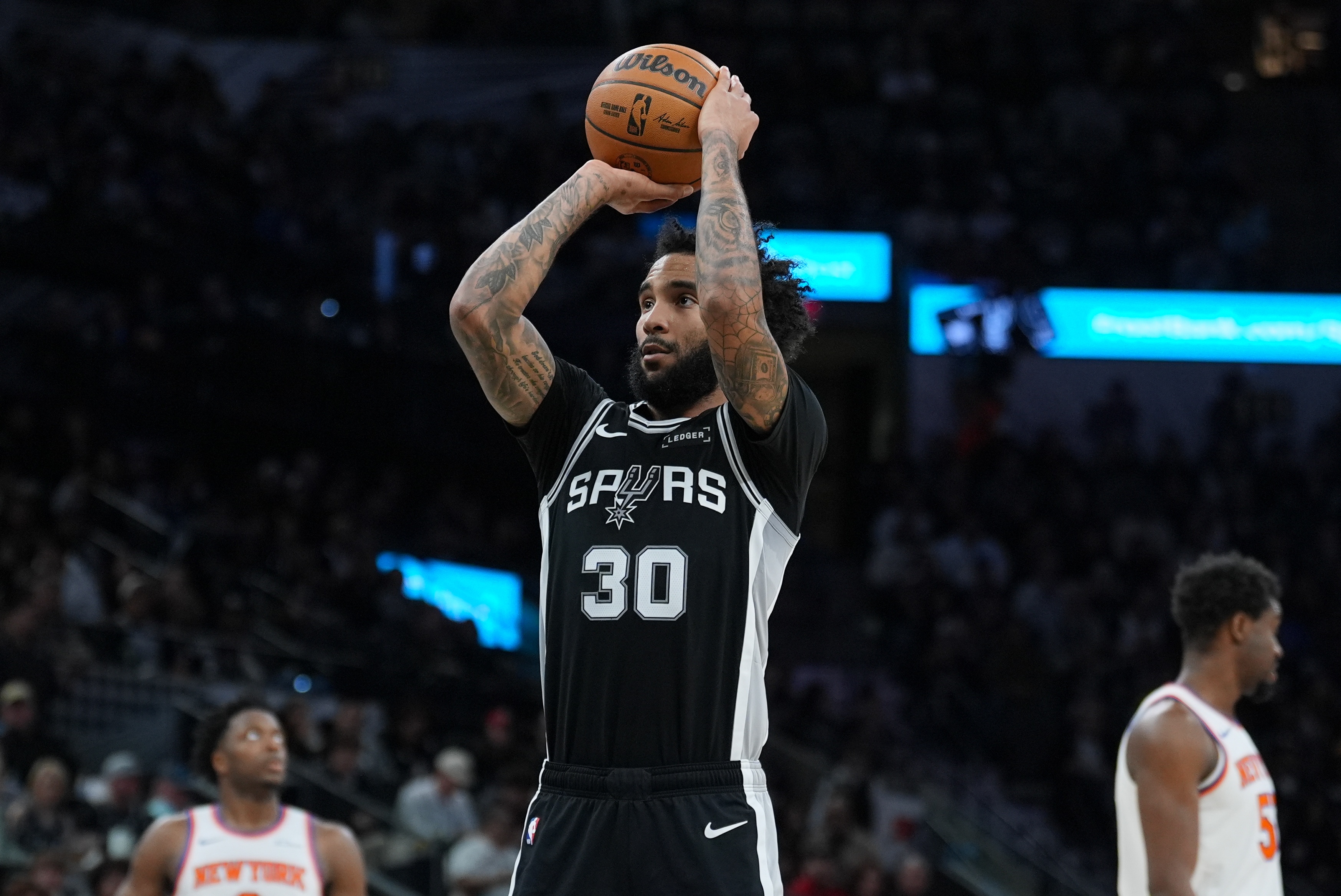 开云APP-你是真射手！朱利安·尚帕尼半场三分6中4砍12分2板 正负值+24！