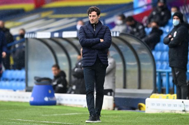 kaiyun-热刺遭争议判罚再次远离前四 29岁嫩帅吞英超首败